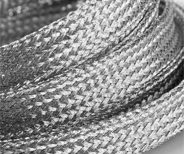 Tailor-made laces that combine function and identity — from technical to decorative.